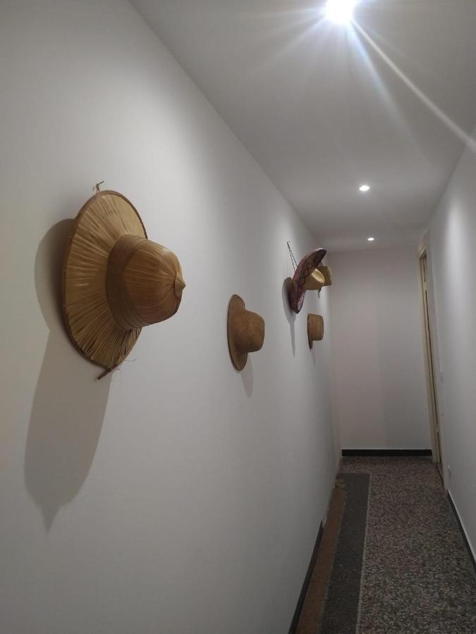 Wow Home - 175 Mq - Posteggio Privato - Davanti Porto Traghetti - Fino A 10 Posti Letto Genua Exteriör bild