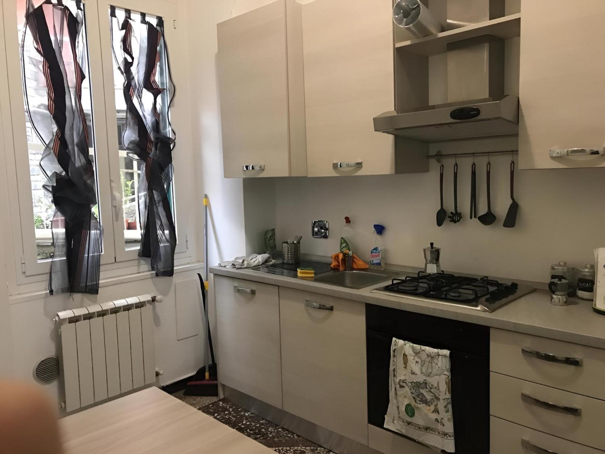 Wow Home - 175 Mq - Posteggio Privato - Davanti Porto Traghetti - Fino A 10 Posti Letto Genua Exteriör bild
